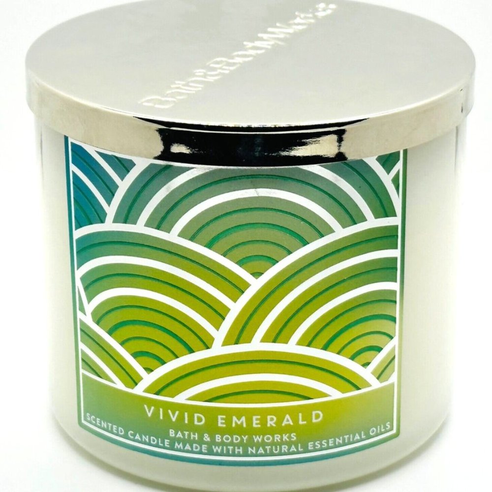 VIVID EMERALD Bath & and Body Works 3 Wick Candle 14.5 Oz